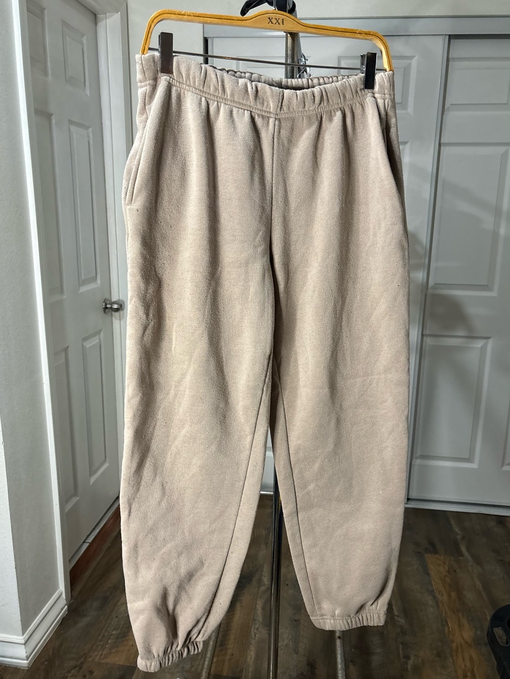 Men's Beige Elastic-Waist Fleece Joggers